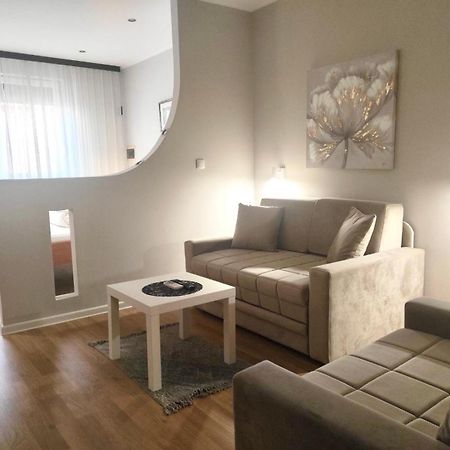 Apartments & Accommodation Stojic Novi Sad Exterior foto